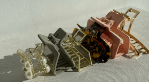 The best hair trends with claws and clips can be found here!