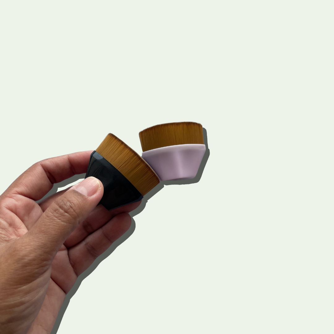 model-laat-grootte-kabuki-kwast-rave-yosmo-zien