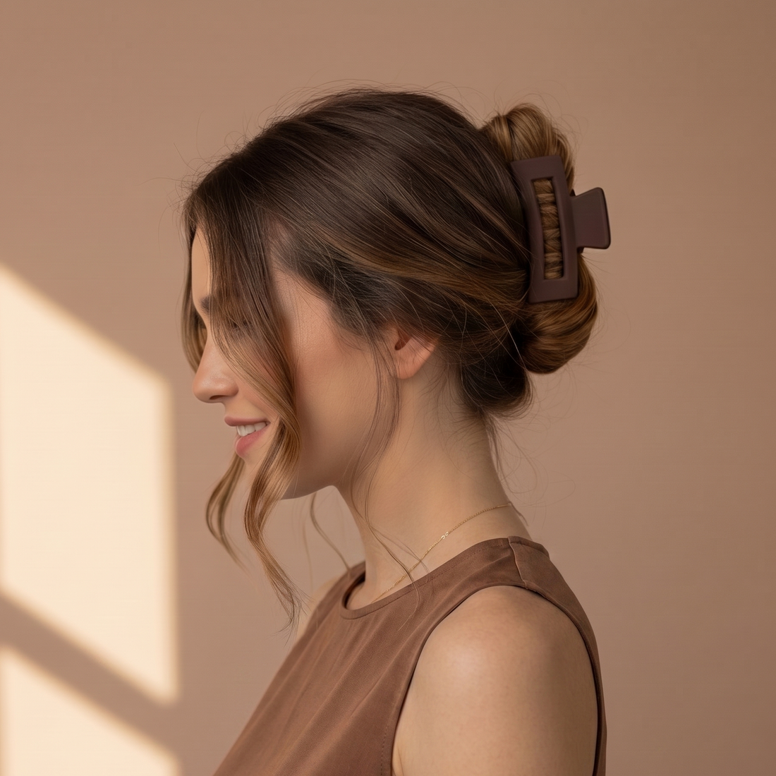 yosmo-maroon-haarclip-model